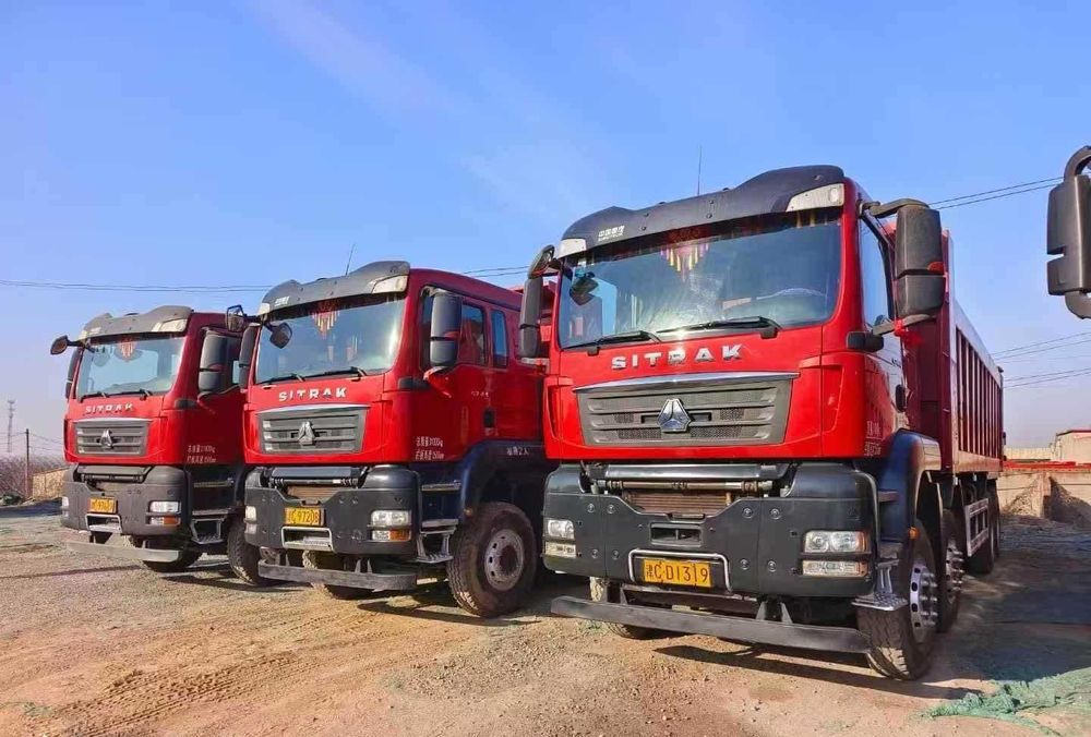 Самосвал  б/у  HOWO из Китая