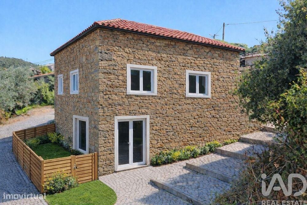 Casa / Villa T2 em Aguda de 85,00 m2