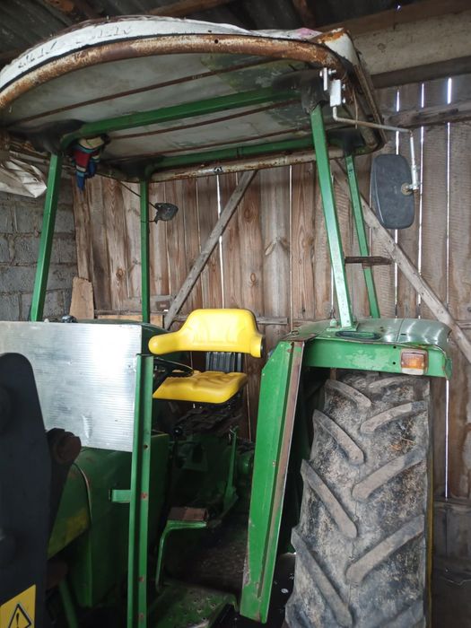 Kabina  dach John Deere 2130