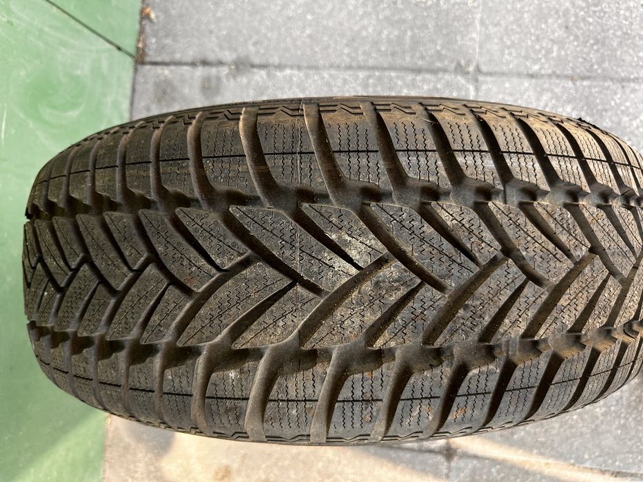 Продам 1 (одно) колесо dunlop sp winter sport m3 225/60 R16