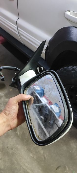 Дзеркало праве grand Cherokee wj