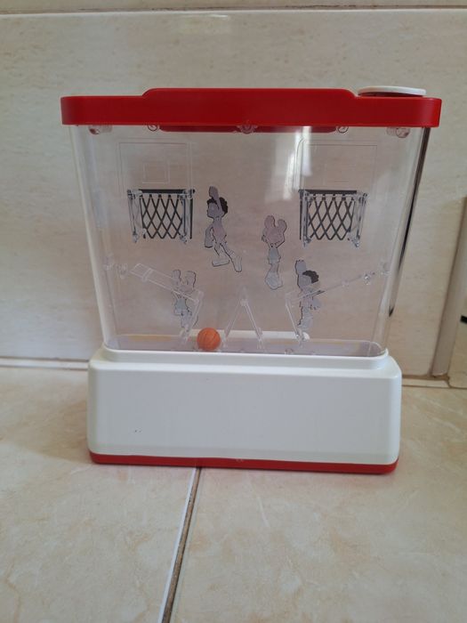 TOMY Water Games Basketball - Nunca Utilizado