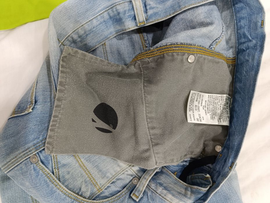 Levis Engineered Jeans