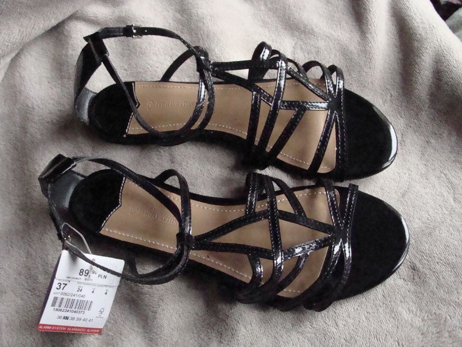 Sandałki Stradivarius, nowe, rozmiar 37