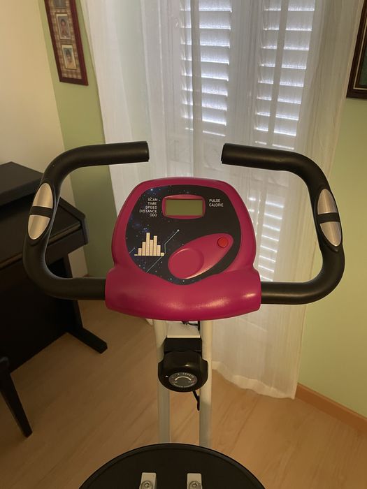 Bicicleta estática dobravel HOMCOM A90-192