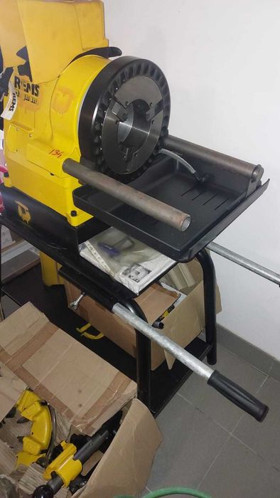 Vendo novo - maquina roscar (4") e ranhurar (12") REMS