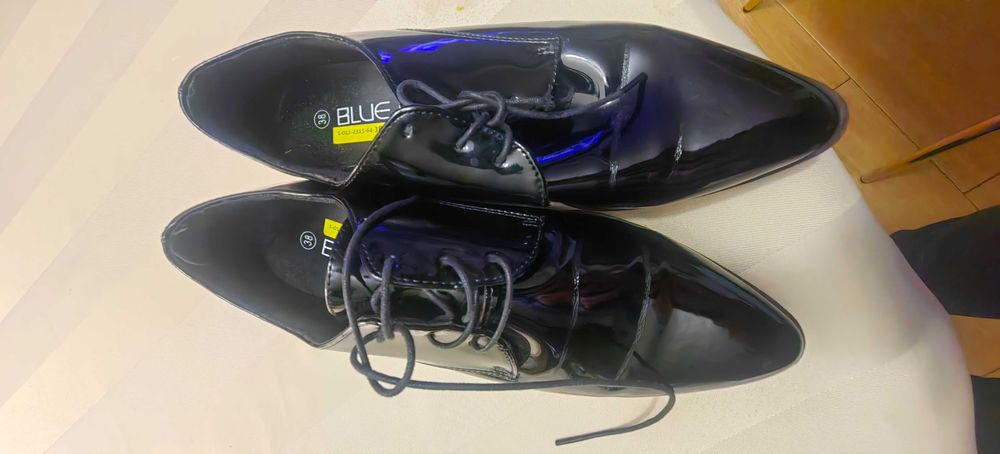 Sprzedam buty dziecięce