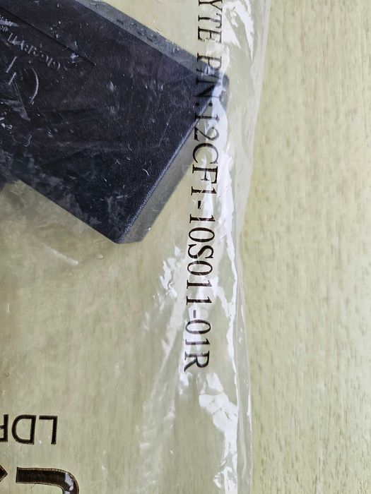akcesoria komputerowe - adapter Gigabyte 12CF1-10S011-01R