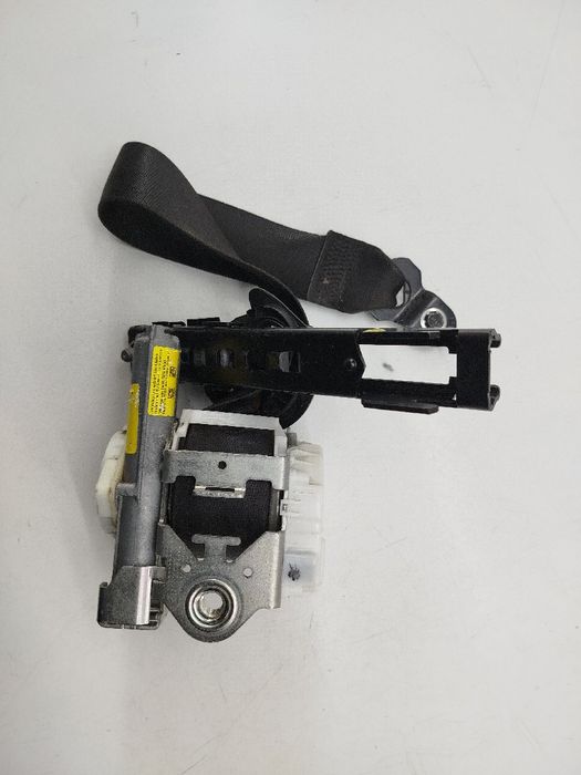 Cinto frente Esquerdo - MERCEDES-BENZ C-Class (W204) | 07 - 15