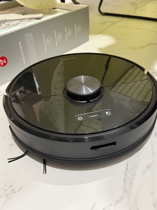 Робот пилосос Roborock S6