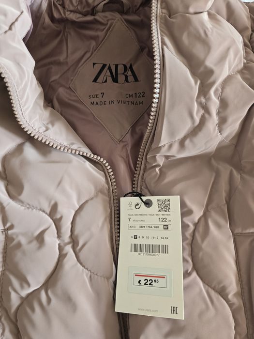 Куртка Zara , 122 см