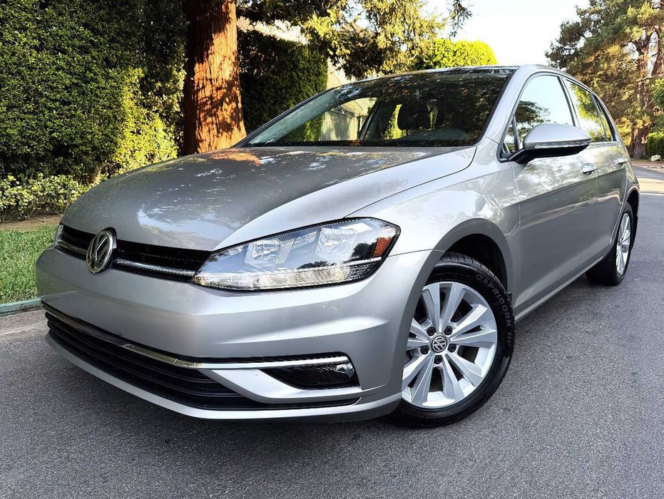 Volkswagen Golf      2018