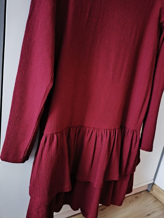 Bordowe sukienka Reserved roz M