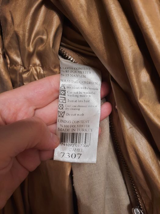 Плащ лёгкий золотистый