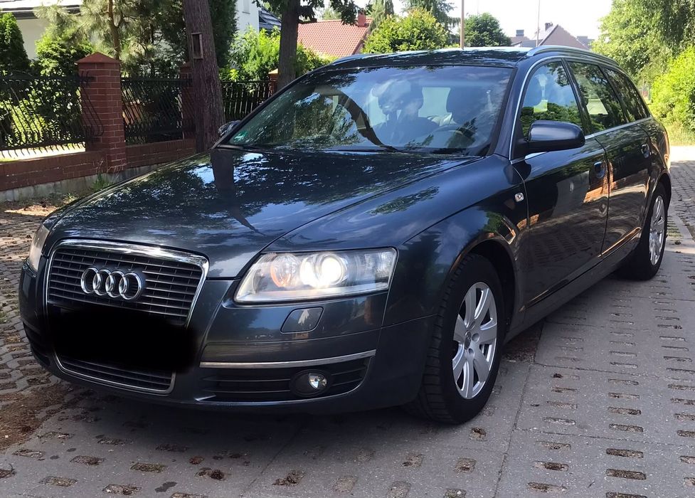 AUDI A6  2,4 benzyna godna uwagi