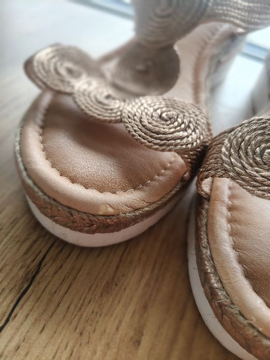 Buty sandałki sandały koturny