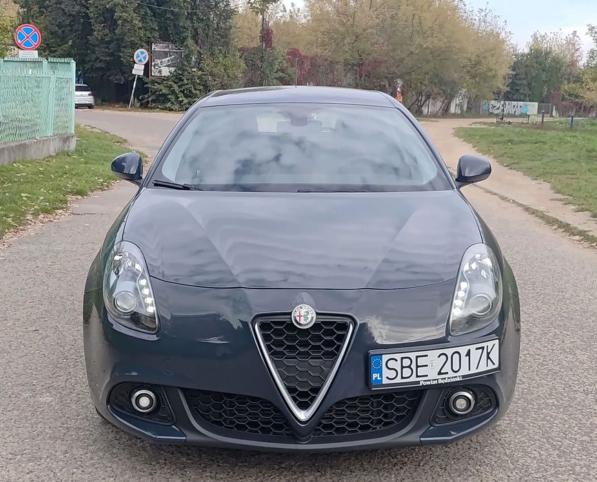 Alfa Romeo Giulietta 2018! Grudzień! Benzyna! 1.4 120KM! Nawigacja! Grzane Fotele!