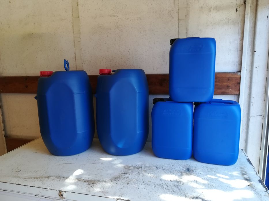 Barricas de 50 litros e bidons 30litros e de 65litross