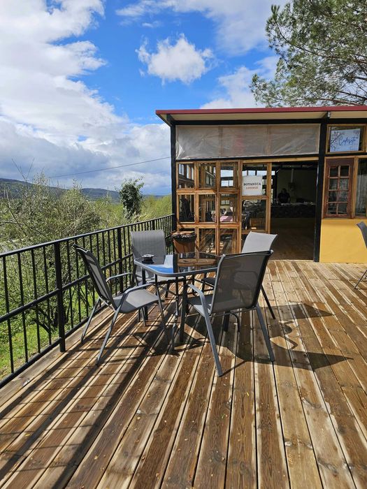 BOTANICA FARM Vila Cova de Alva — ~3 ha, multi-casa — €790.000 — SEM AGÊNCIAS (já Remax) — opção de desenvolver