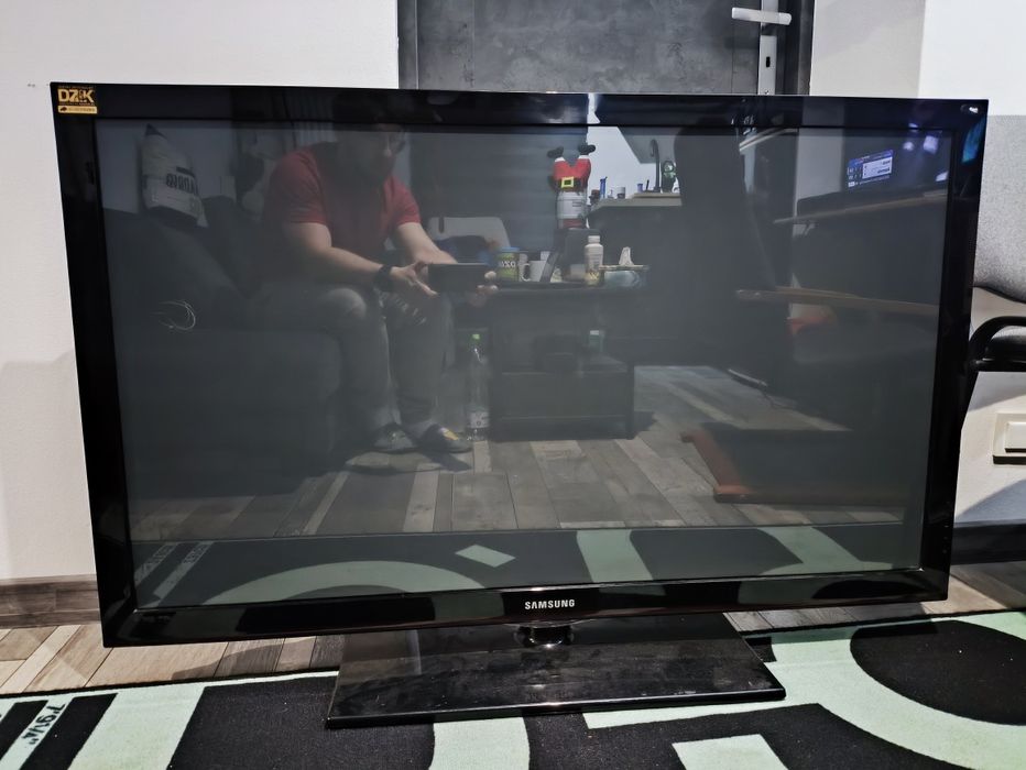 TV Samsung 50 cali - telewizor plazmowy HD