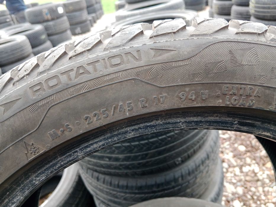Opona używana 225/45R17 Uniroyal AllSeasonExpert 1szt.