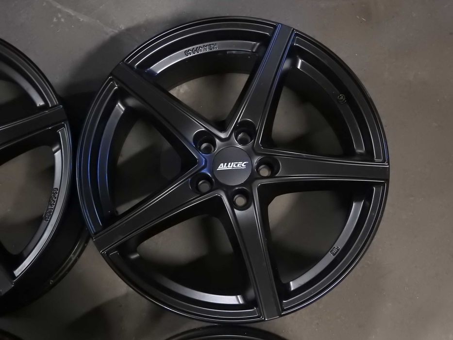 4x Alutec Raptr (Czerń) 18'' 5x108 8J ET45 piasta 70.1 mm NOWE