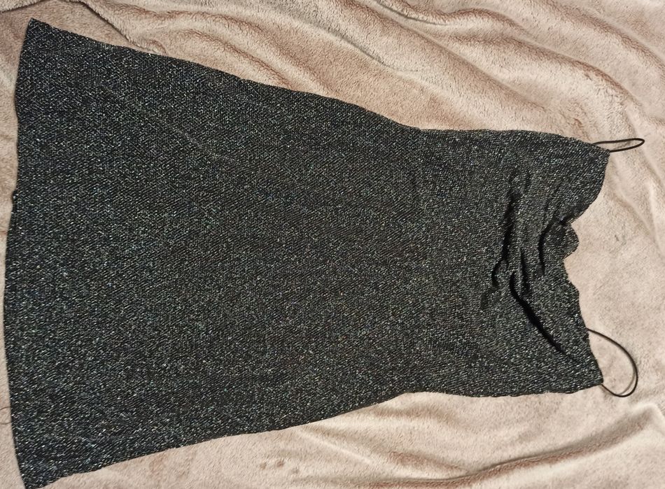 Sukienka brokatowa czarna