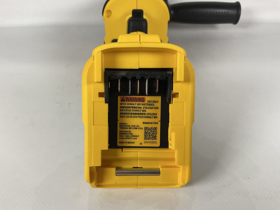 Аккумуляторная болгарка (УШМ, КШМ) DEWALT DCG418B FLEXVOLT 60V MAX Brushless 125-150 мм 2025 год