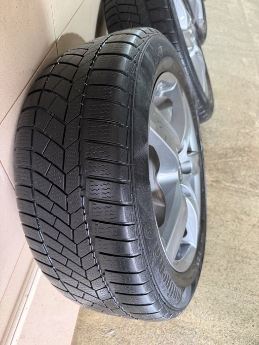 Резина з Дисками 225/55 R17 4 шт 5•120 Розболтовка