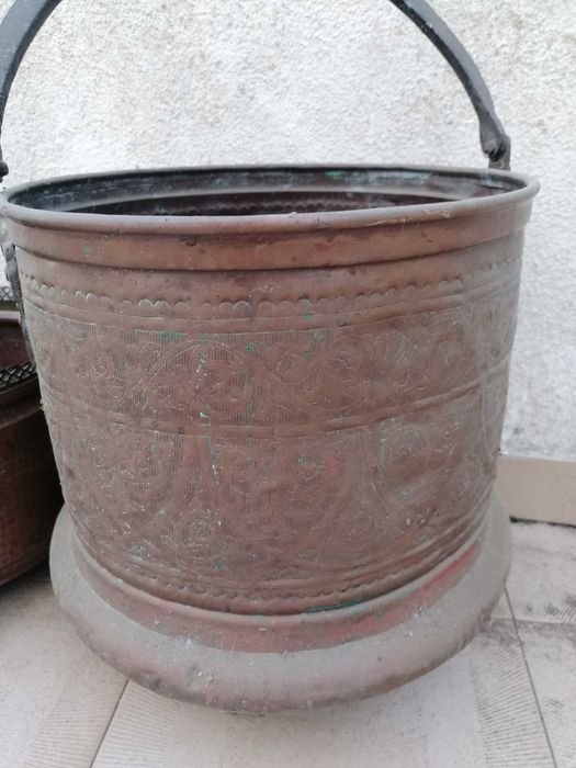 vasos decorativos de cobre envelhecido