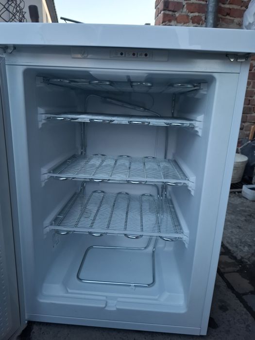 Морозильна камера