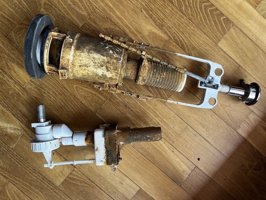 Zawór spustowy plus zawór napełniający Siamp