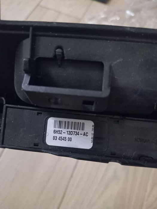Land Rover Freelander 2 L359 06-14 блок кнопок аварійка замок
Land Rov