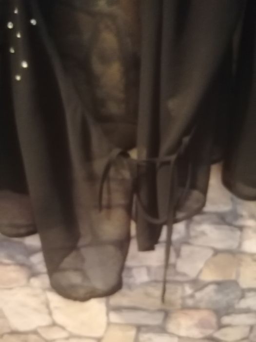 Narzutka mgiełka z cekinkami