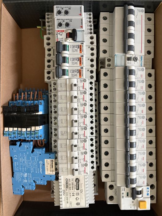 Lote de Material Elétrico de Quadro(Diversos)