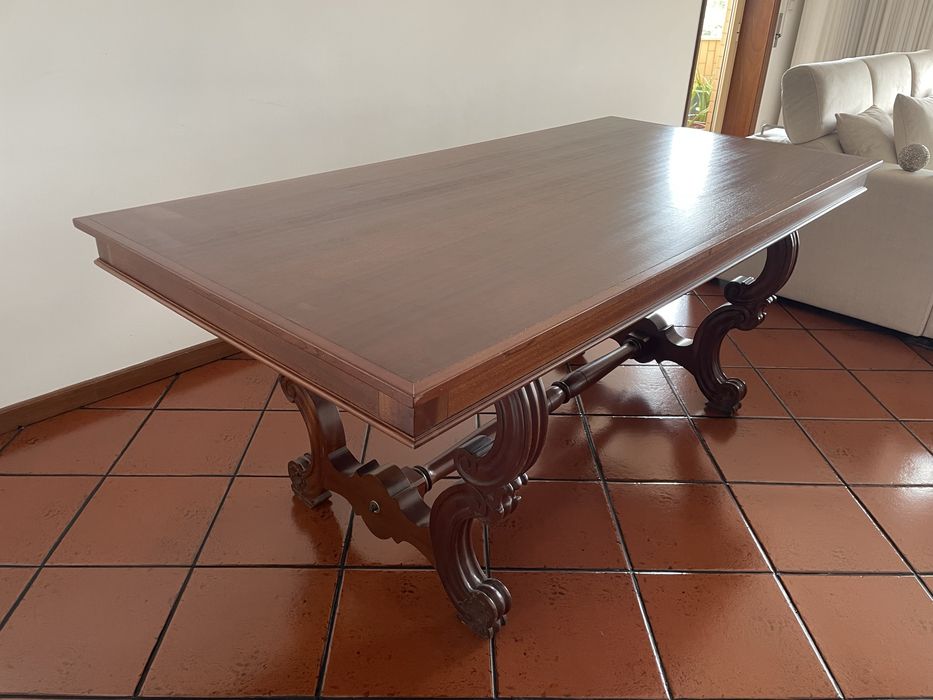 Mesa de sala de jantar
