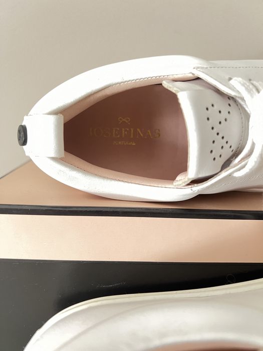 Ténis Josefinas brancos
