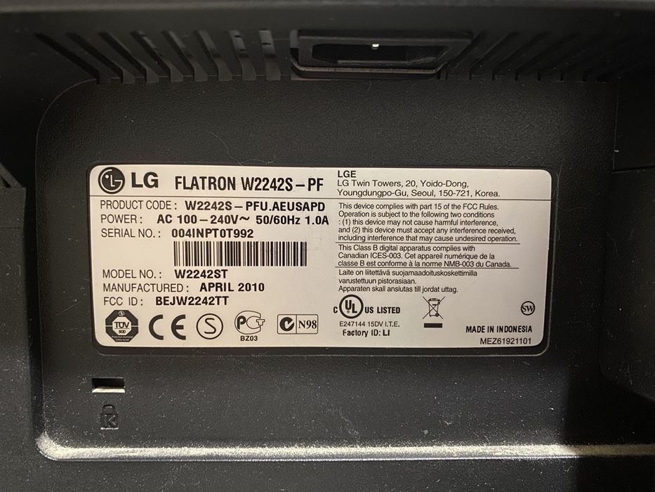 Монітор LG Flatron W2242S-PF