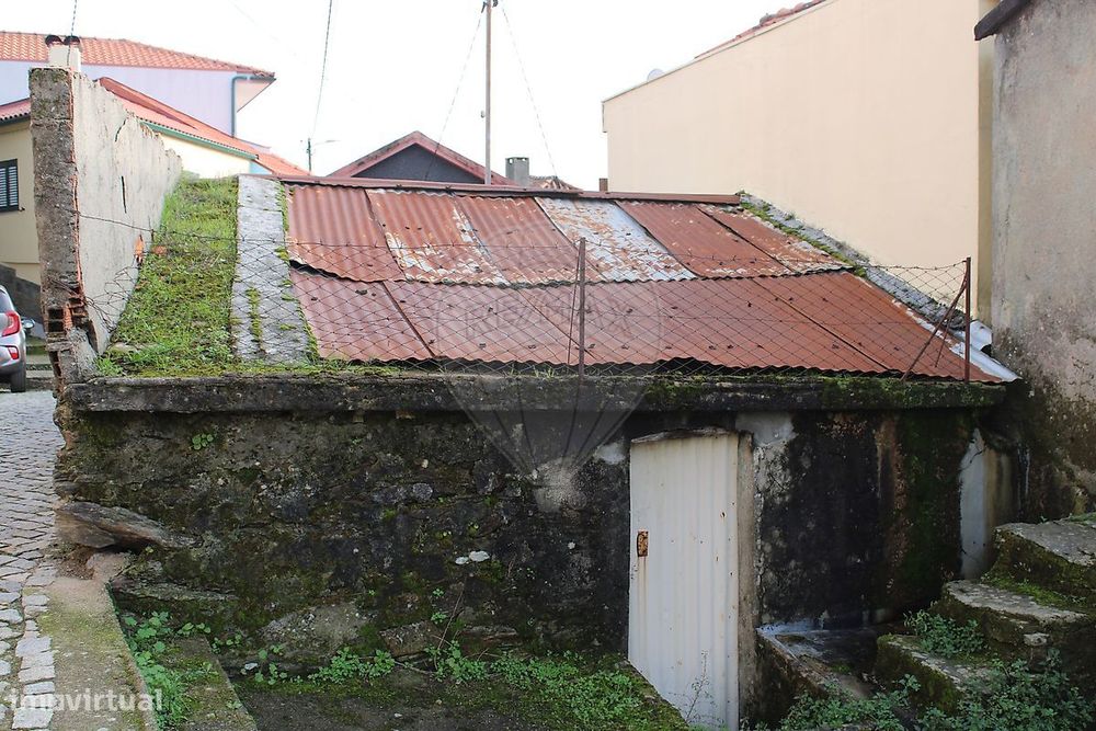 Moradia T0 para venda