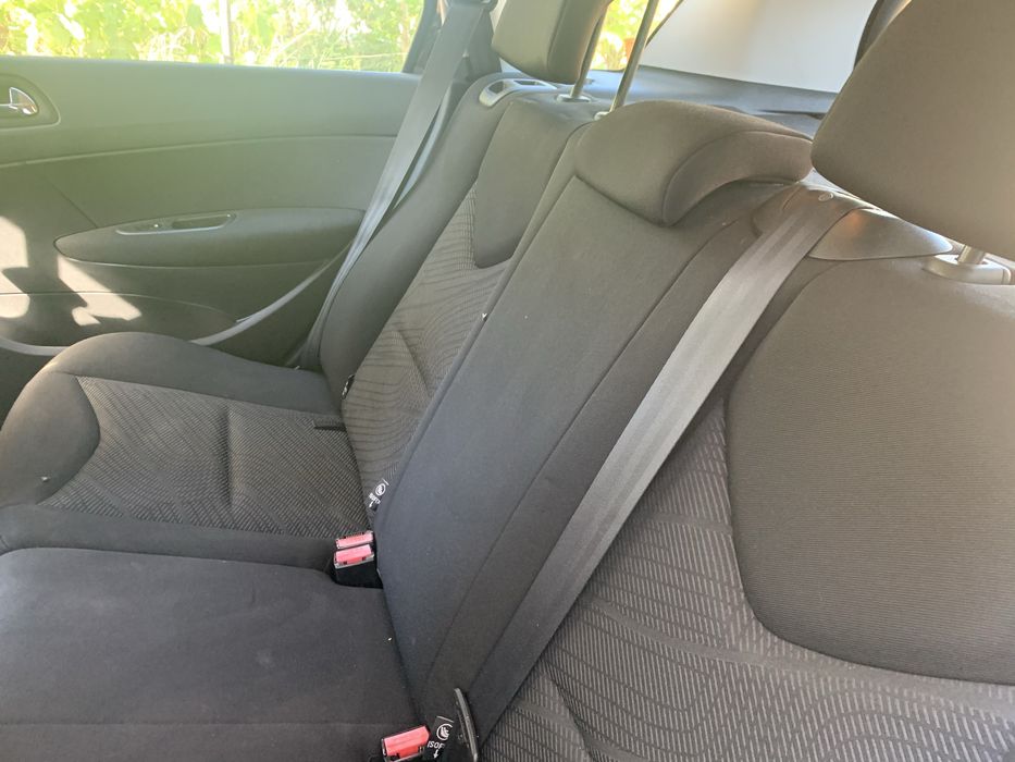 Peugeot 308 SW 1.6 HDi – 2010 | Económica, Espaçosa e com Extras
