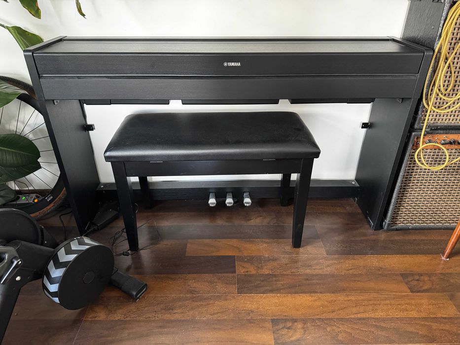 YAMAHA YDP-S34B Yamaha YDP-S34 Pianino zgrabne czarne - niemal nieużywane - mebel