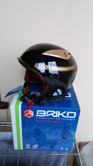 Briko горнолыжный шлем