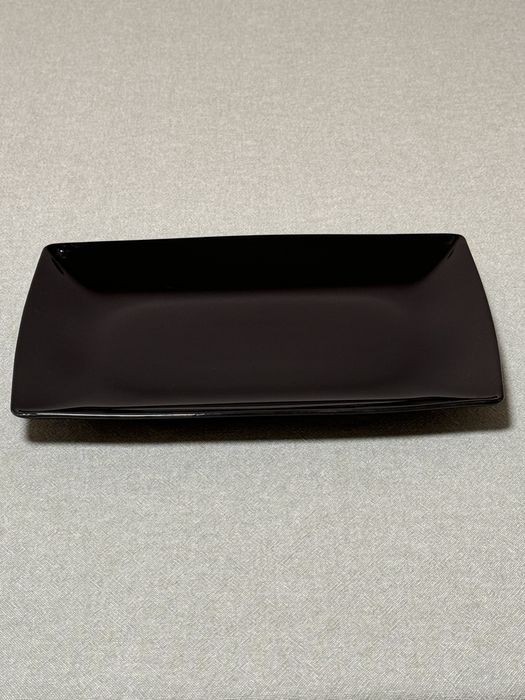 Pratos Retangulares Carré Black - VISTA ALEGRE