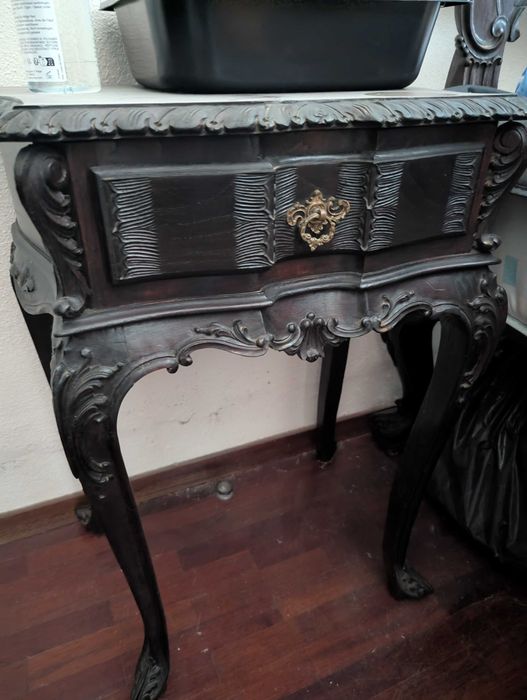 Conjunto de quarto antigo – inspiração estilo D. José / Rococó