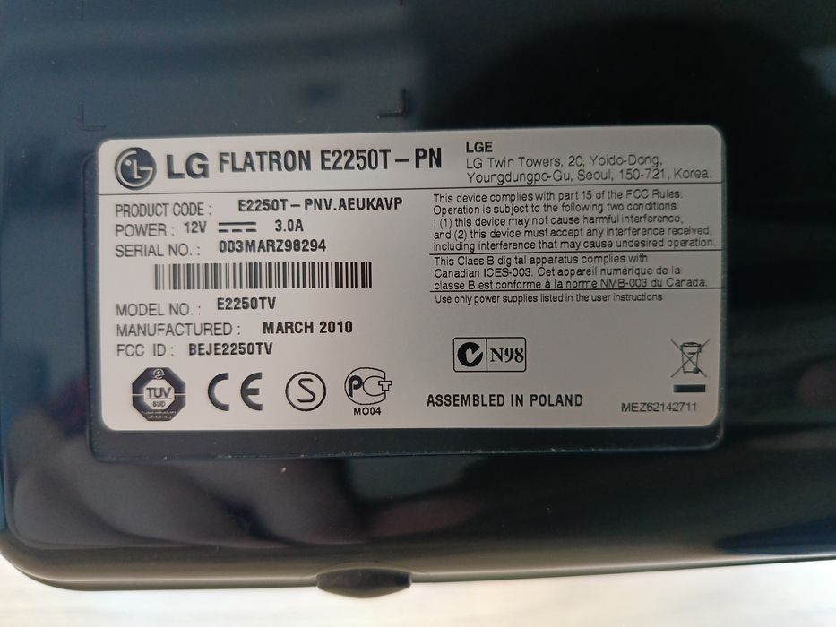 Monitor LG Flatron E2250T-PN
