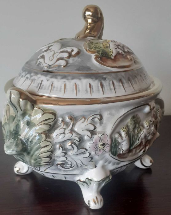 Bomboneira louça Alcobaça