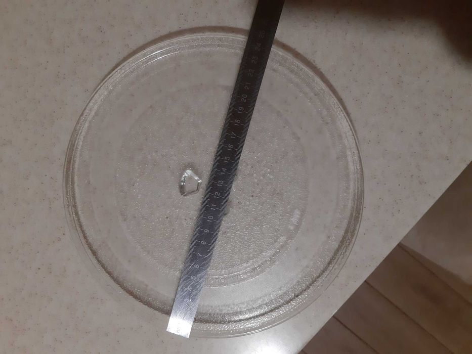 Скляна тарілка для мікрохвильовки