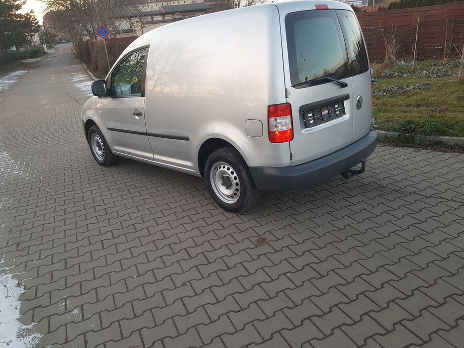 Vw caddy 1.9 tdi 105kn Klima el serv full