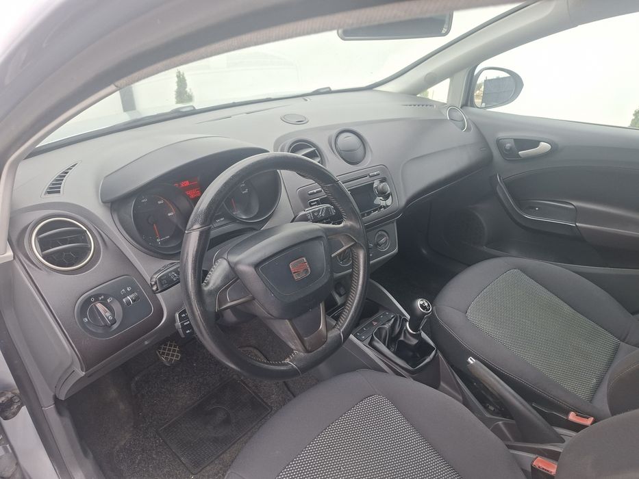 Seat ibiza 1.4tdi 2010
