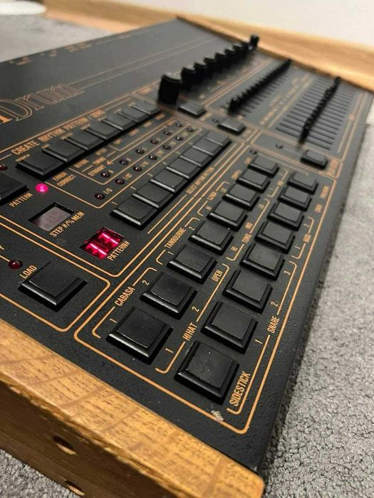LinnDrum LM 2 1980 Legendarny Automat Perkusyjny